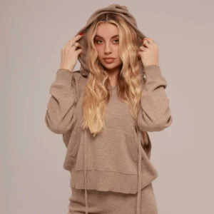 bezowa-bluza-kaptur-kaszmir